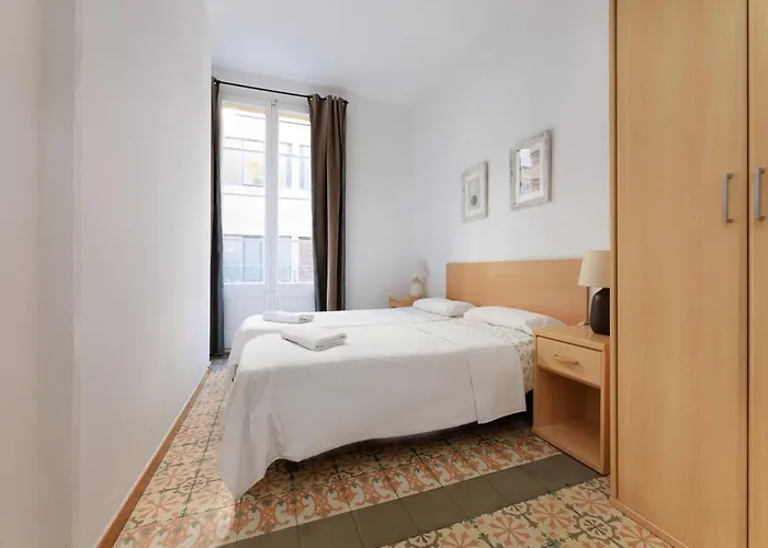 Aparteasy - Central Gracia Apartments